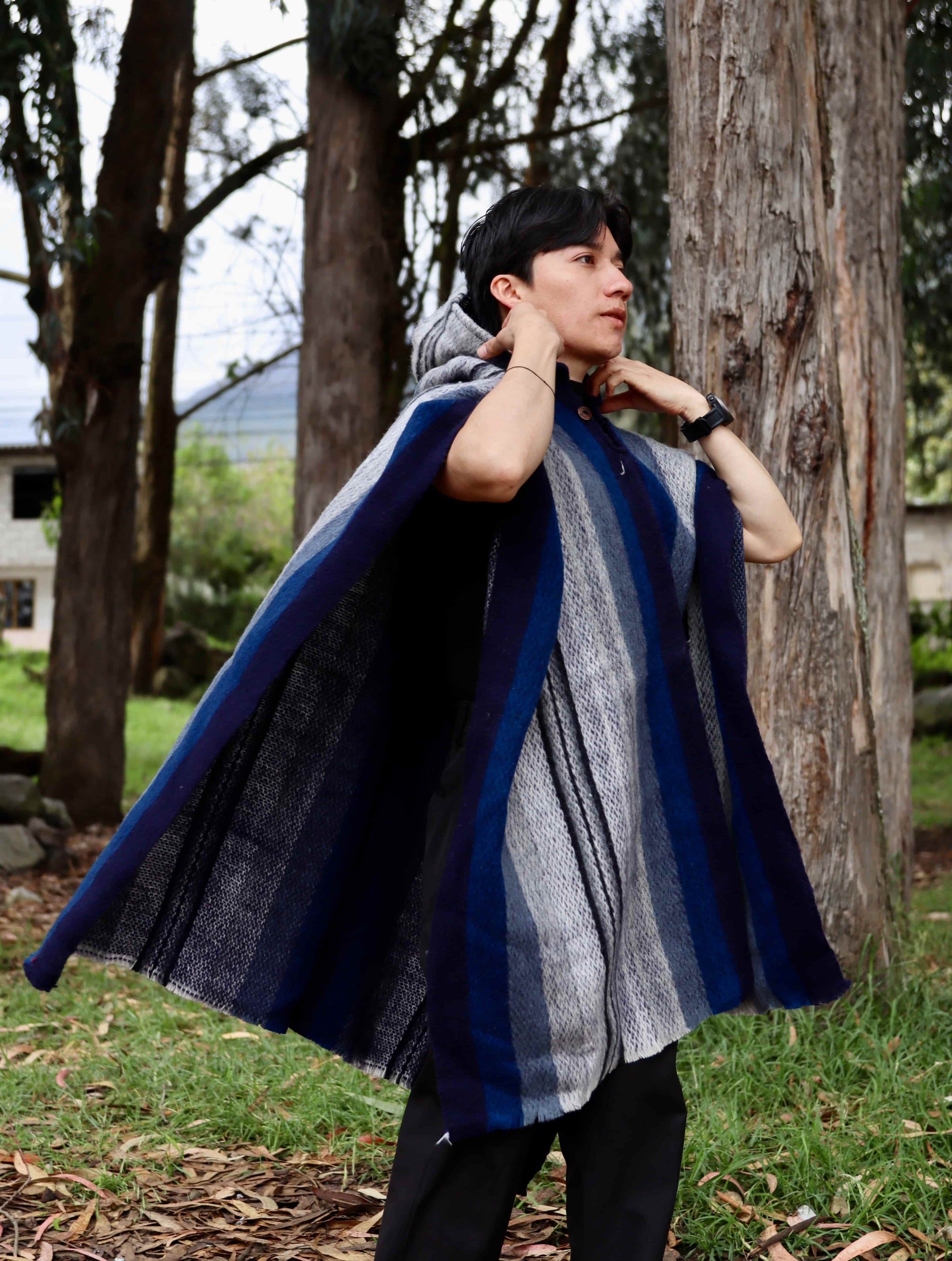 Sheep Wool Poncho – Andean Sky – Luxury Collection (ECUADOR